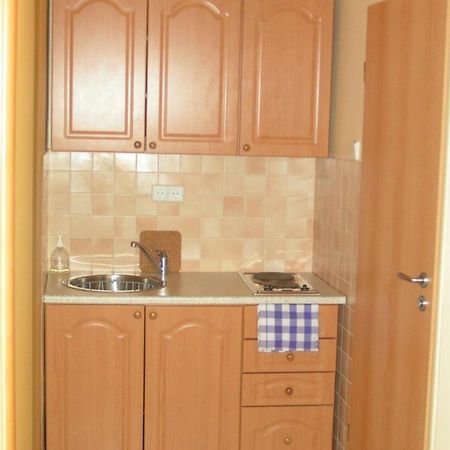 Appartamento Kucko Panzio Győr Esterno foto